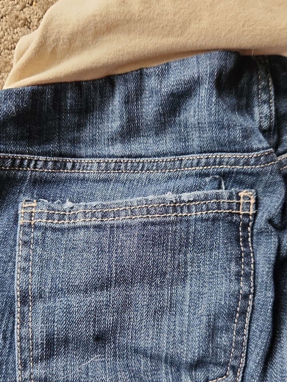 Maternity Capris - Picture 3 of 5
